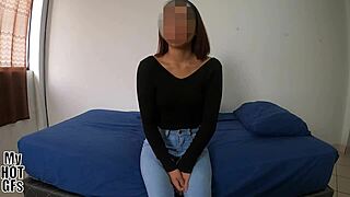 Petite beauty begs for it, her wet pussy craves action