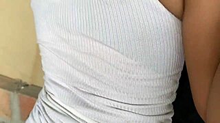 אני מספר על הפגישה האינטנסיבית הראשונה עם התחת הצר של הבוס שלי.