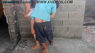 Hej, zavolala som susedovi murárovi na cenovú ponuku, skončila som s ukázaním nohavičiek, musela som ho osedlať