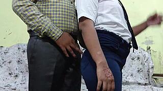 देसी गर्ल्स फर्स्ट ऑफिस डे अधूरी वर्क के बाद बॉस टेकिंग चार्ज के साथ खत्म होती है