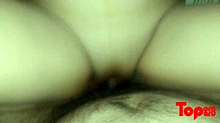 Я люблю смотреть, как она сдается под жесткий кремпай