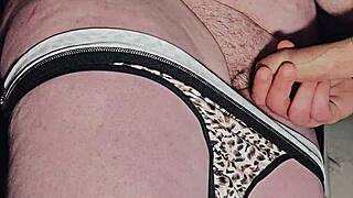 fut pizda virgină strânsă, ejaculez înăuntru șoptind murdar