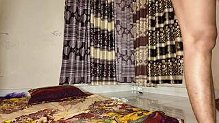 हॉट गर्ल अपने सौतेले भाई को बांग कर रही है, एमएसटी एडोरी खातून और एमडी, डैम वाइल्ड! 🔥