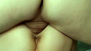 Mand, den røvhore rider mit ansigt, stopper pik i hendes våde pink fitte, du ved!