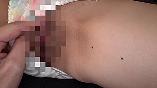 Hei, Lihat Ini, Gadis Cantik Pucat 18 Tahun dengan Pantat Besar di Video Sesudah Sekolah Nyata!