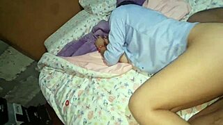 빠른 콜롬비안 라티나 미션너리 출근 전 털보 업스커트.