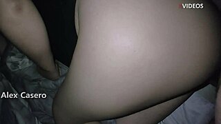 Смотрю на горячую сводную сестру лучшего друга одну, трахаю ее тугую колумбийскую жопу POV