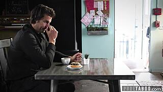 Taboo milf pramugari rayu himbo untuk fling cowgirl rahsia