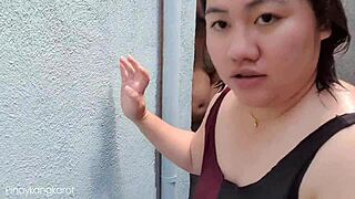 Филиппинка купается на улице, хочешь увидеть, как её оттрахают?