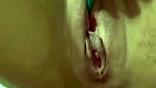 Hey, schau zu, wie ich auf meinen Cuck-Mann spritze, während ich von BBC träume!