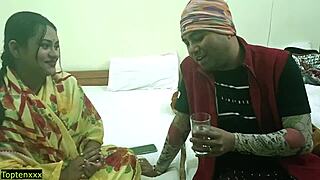 Istri polos dibungkuk buat hutang suami. mohon jangan ditembak keras