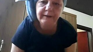 Duş alıp anal oyun için güzel kokuyorum