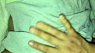 Adakah Saya Creampie Adik Tiri Selepas Menonton TV?