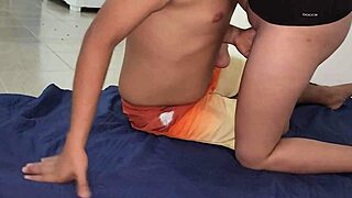 Indienne Babe Séduit Beau-Père pour Sexe Intense et Pipe avec Dirty Talk