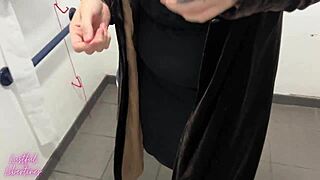 so this cheating boss got a surprise cumshot facial while in the pub toilets, didn’t see it coming.