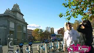 nelia estrada agarra polla enorme en las calles para follada salvaje