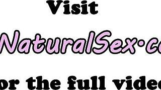 Гърдеста мадама със очила се чука в мисионерска поза с интензивни близки кадри