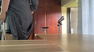 Holy Crap, Baas BETRAPT op vreemdgaan met secretaresse!