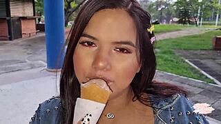 Κρυφό σεξ στο εμπορικό κέντρο με τον αδέξιο φίλο μου Savannah Watson