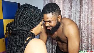 बॉस की वाइफ ने सेक्सुअल स्टार्वेशन की वजह से मुझे बंग करने के लिए बेग किया