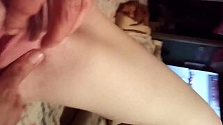 Roxanne and Xander2, wanna taste this slutty homemade pussy together?