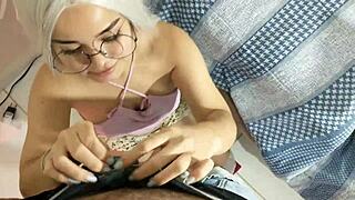 unexpected encounter with white wolf ofc, ending in surprise for white moon's mouth