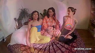 Whats betta then 2 lesbians? 3 of corse, they finger and kiss.