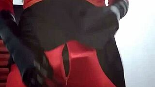 Hot crossdressing amateur in seductive gay anal action