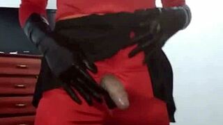 Hot crossdressing amateur in seductive gay anal action