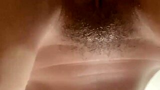 uhh, petite teen wreckin her pussy with that dildo up close