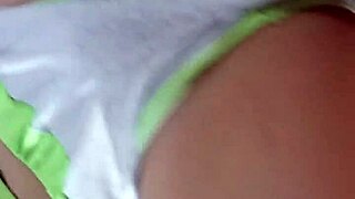 la pillo descansando y me la follo completa