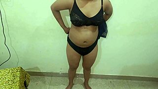 20 year old indian girlfriend creampie pussy fuck first time