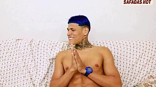 novinha takes big cock from pirocudo friend