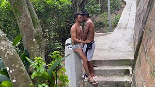 Tava f1 and hooked up with Ronny Aislan on trail for bareback action