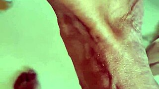 Alineflavio, show us that cute blonde in close-up homemade action!