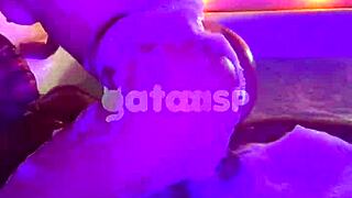 hotwife giving bareback to black guy in bathtub