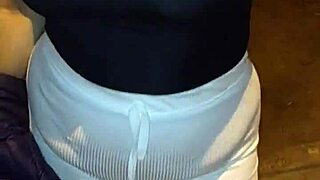 Mi Madrastra Flashing on the Street