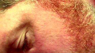 Amateur ebony babe sucks and bangs in homemade clip