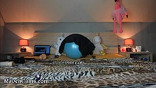 kinky girl, wanna see my tight pussy squirt from homemade play?