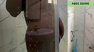 Big thick dick makes my pussy cream and my big fat ass bounce