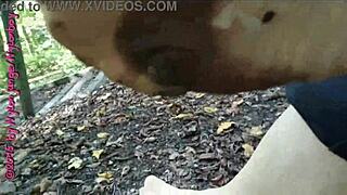 Kleiner Nylon Waldspaziergang Turns Into a Suggestive Outdoor Tease