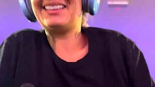 at the gym i got so hot i took off my shirt! wow, i got horny and sweat dripped from my pussy!