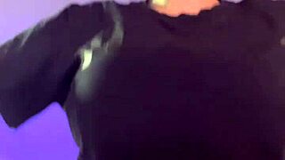 at the gym i got so hot i took off my shirt! wow, i got horny and sweat dripped from my pussy!