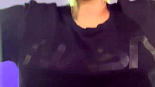 at the gym i got so hot i took off my shirt! wow, i got horny and sweat dripped from my pussy!