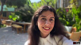 Girl Eats Lunch With Cum on Face After Public Cafe Shot