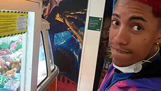 Paty Bumbum Takes El Toro De Oro in Mall Bathroom