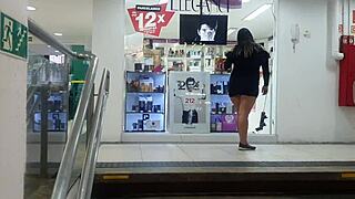 Paty Bumbum Takes El Toro De Oro in Mall Bathroom