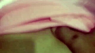 Bokep Indonesia Brunette Naik Kontol Tetangga Sambil Suami Mancing