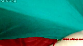 क्लोजअप देसी गर्लफ्रेंड की चूत बॉयफ्रेंड चोदता