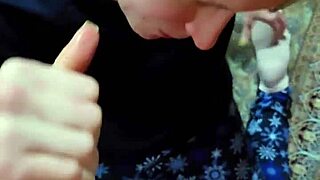 Quick Suck and Fuck for Wife Before Messy Creampie